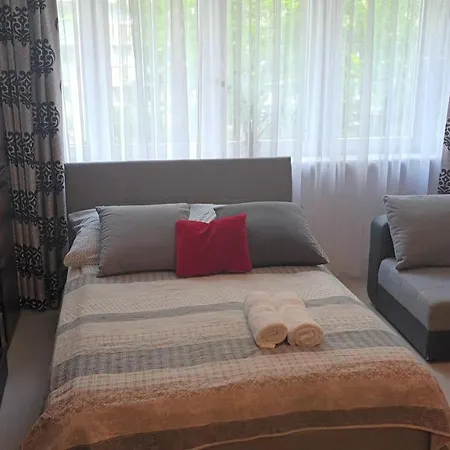 Cherry W Scislym Centrum Apartamento *